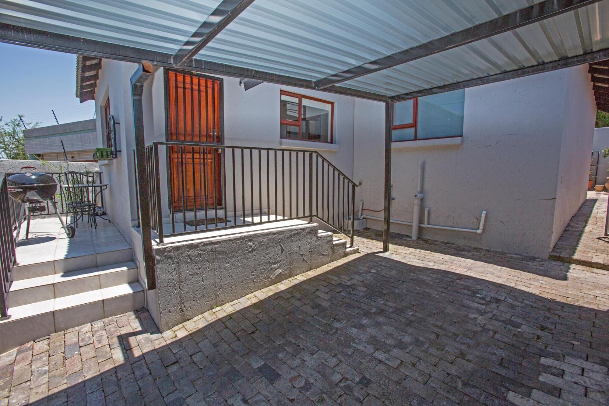 Spacious Garden Cottage Johannesburg Ngoại thất bức ảnh